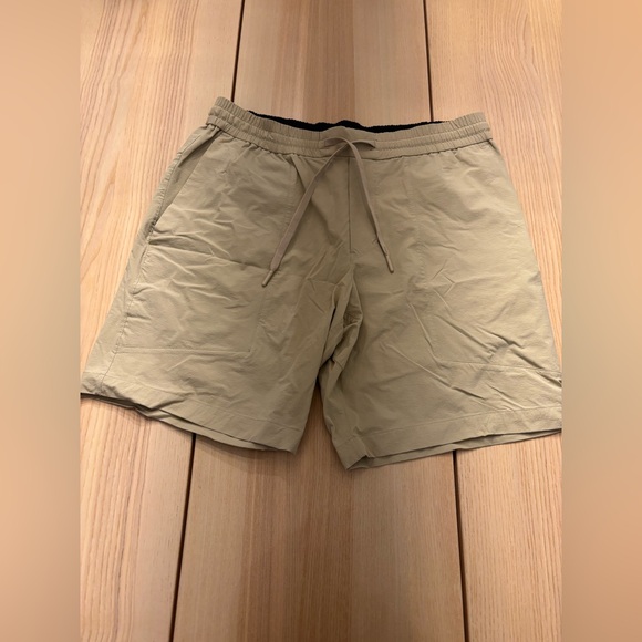 LULULEMON the bowline short! - Picture 2 of 7